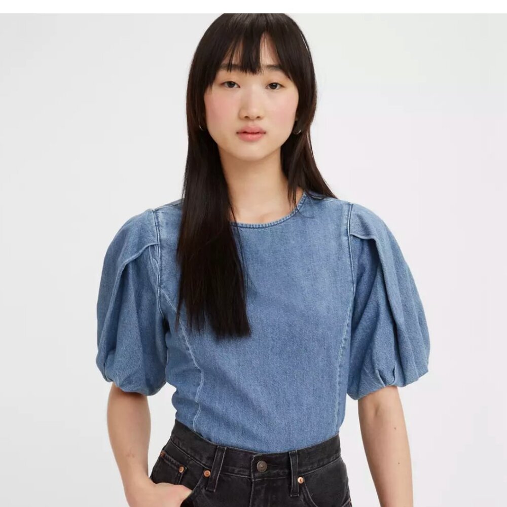 NWT LEVI'S Zaida Sculptural Blouse Denim Oversize Small